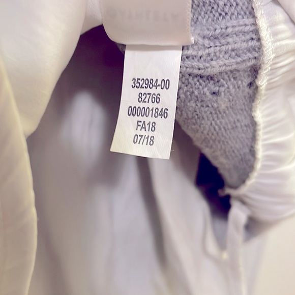 Athleta Itinerary top - Picture 5 of 5